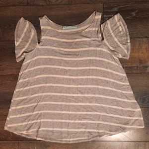 Maurices cold shoulder top xs